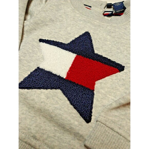 NWT Tommy Hilfiger Red White & Blue Embroidered Start Logo on Sweater 5M - Picture 3 of 7